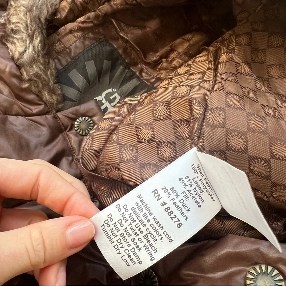 UGG Baby Snowsuit Tohono Bunting Sleeping Bag sz. 0-6 mos
